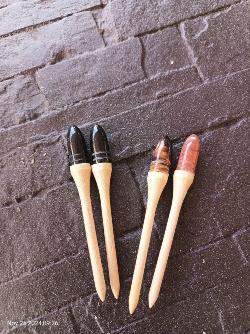 Bullet shaped cribbage pegs